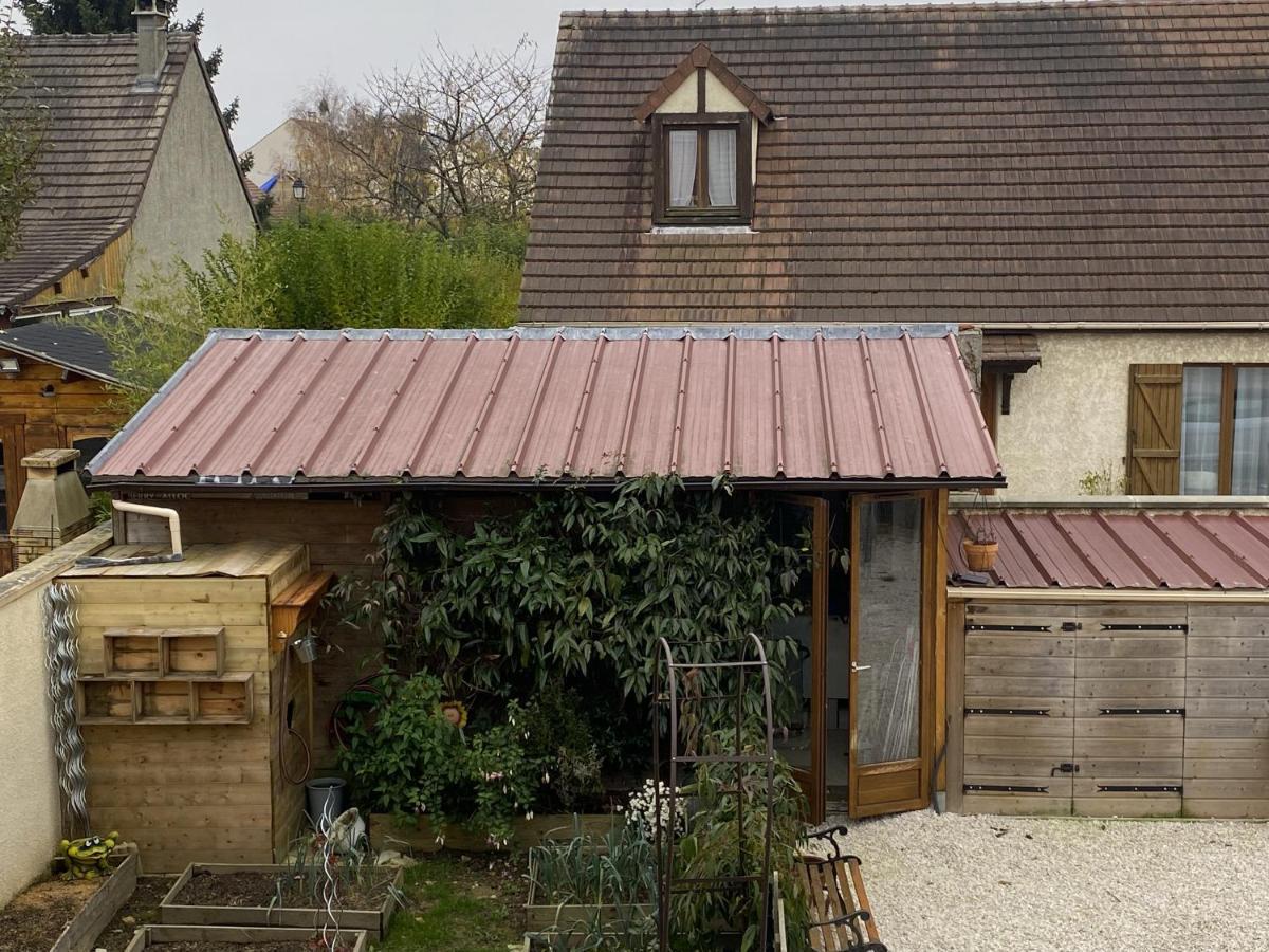 La Maison Du Bonheur Bed & Breakfast Saintry-sur-Seine Exterior foto